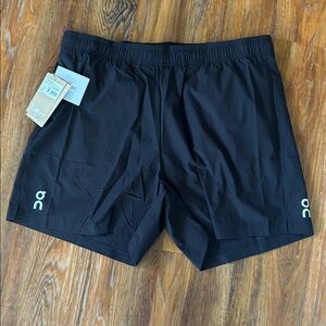 On Running 5” Core Shorts mens L NWT